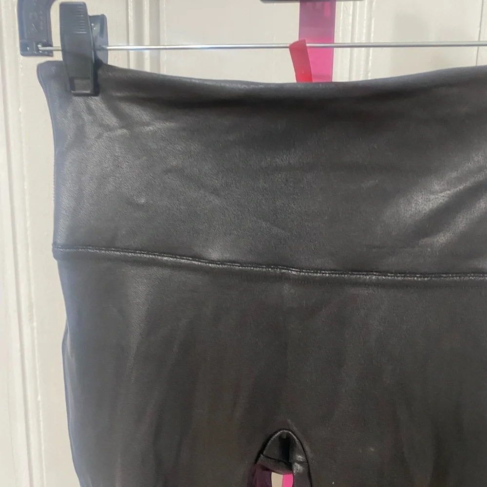 NWOT SPANX Spanx
Faux Leather Leggings - Picture 6 of 7